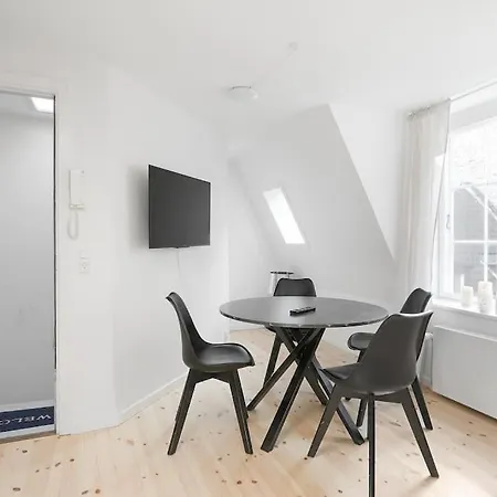 Apartmán Charming And Stylish Apartment Next To Nyhavn