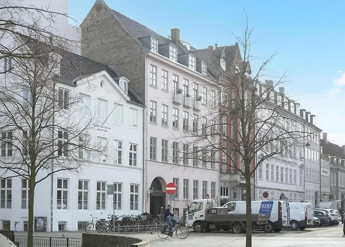 Charming And Stylish Apartment Next To Nyhavn Apartman